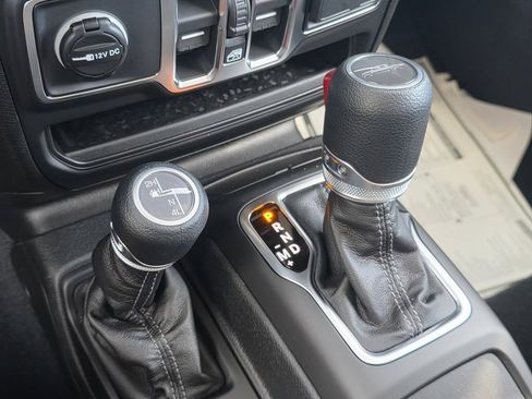 New 2026 Jeep Gladiator Sport image 18