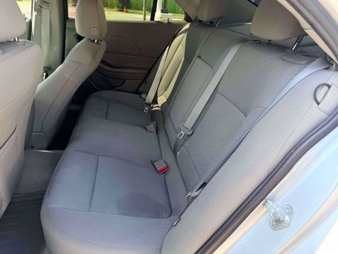Used 2014 Chevrolet Malibu LS w/ Protection Package FWD image 12