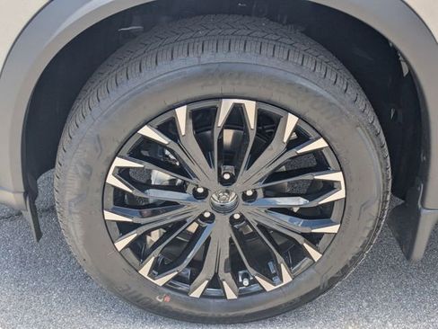 New 2026 Nissan Rogue SV FWD image 10