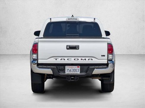 Used 2023 Toyota Tacoma TRD Off-Road w/ Black Out Package (TMS) AWD/4WD image 7