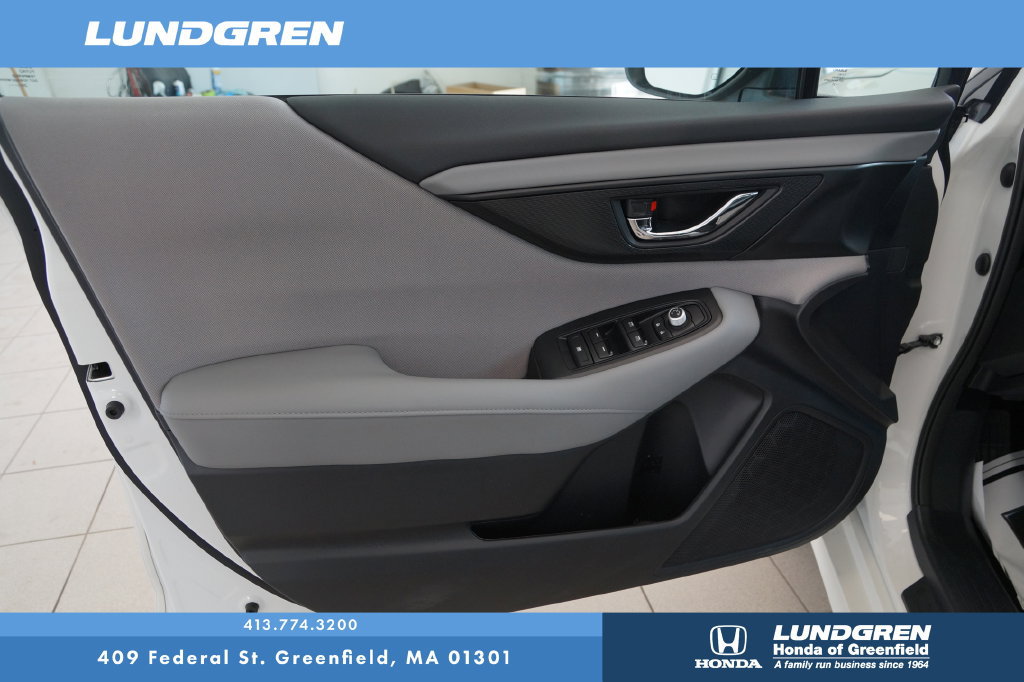 Used 2025 Subaru Legacy Premium AWD/4WD image 14