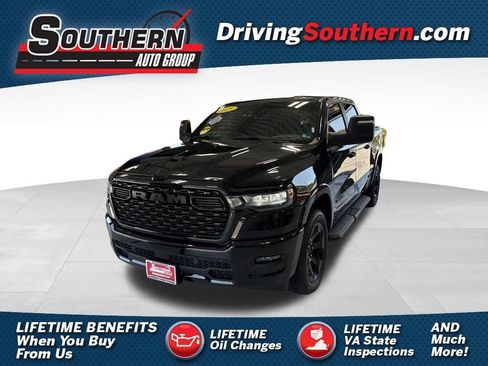 Used 2025 RAM 1500 Big Horn AWD/4WD image 1