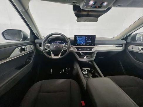 Used 2025 Ford Explorer Active RWD image 20