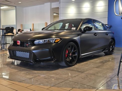 New 2025 Honda Civic Type R image 2