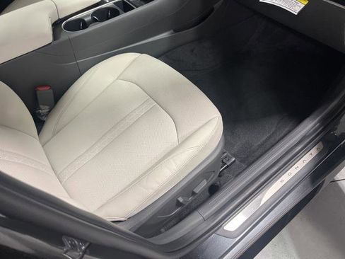New 2025 Hyundai Sonata Limited image 25