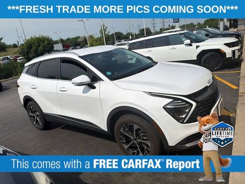 Used 2024 Kia Sportage EX AWD/4WD image 3