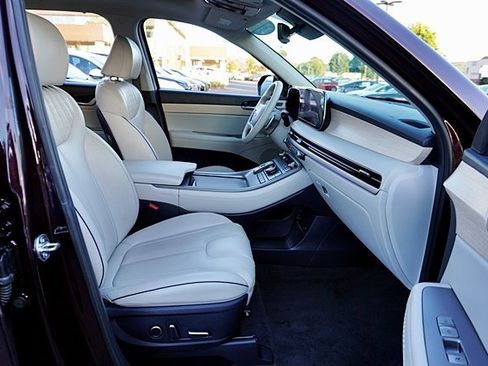 Certified 2024 Hyundai Palisade Limited image 13