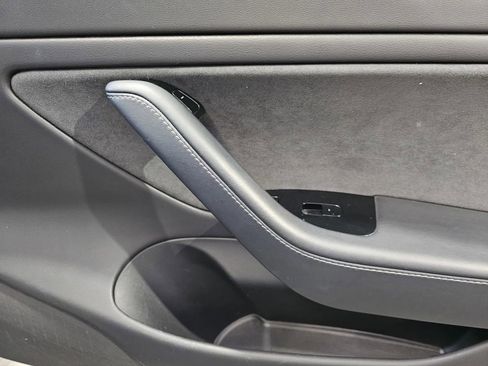 Used 2019 Tesla Model 3 Long Range AWD/4WD image 9