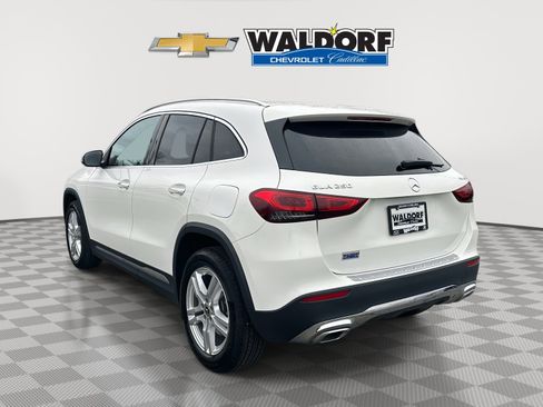 Used 2021 Mercedes-Benz GLA 250 4MATIC image 4