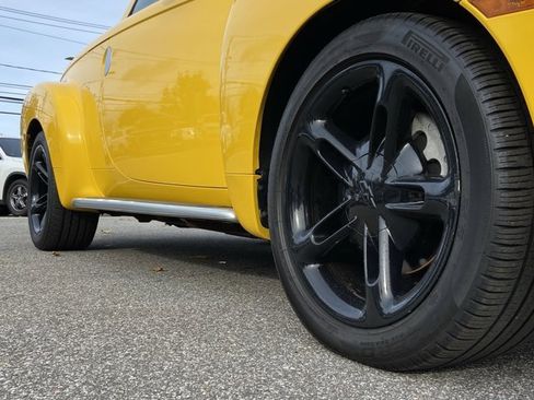 Used 2004 Chevrolet SSR w/ Preferred Equipment Group image 10