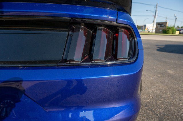 Used 2016 Ford Mustang GT Premium w/ Black Accent Package RWD image 14