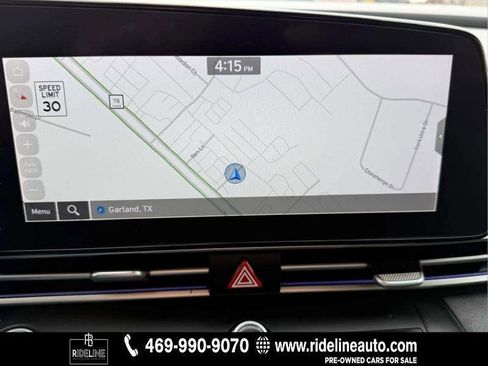 Used 2024 Hyundai Elantra SEL image 21