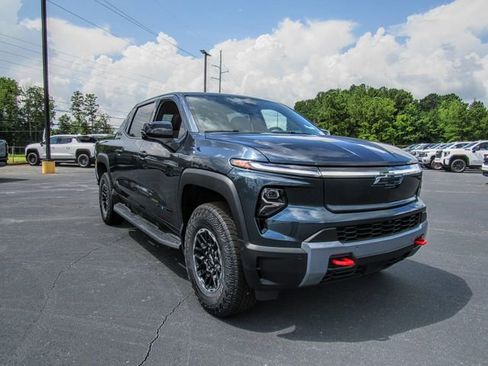 New 2026 Chevrolet Silverado EV Trail Boss w/ Premium Package image 1