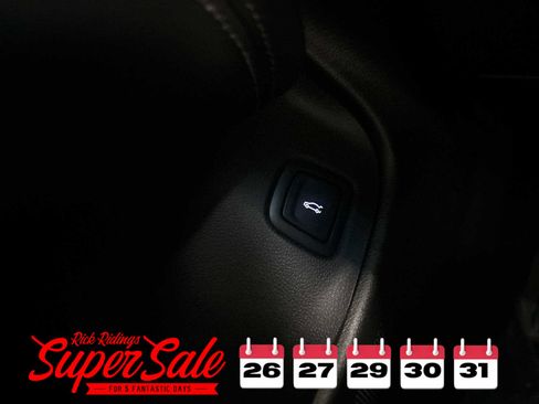 Used 2025 Cadillac CT4 Premium Luxury image 23