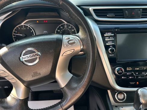 Used 2018 Nissan Murano SV w/ Premium Package AWD/4WD image 15