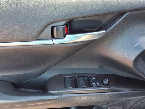 Used 2023 Toyota Camry LE image 44