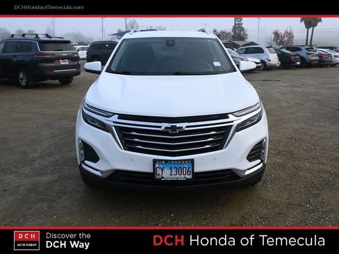 Used 2022 Chevrolet Equinox Premier image 2