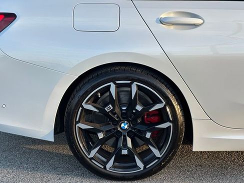 Used 2025 BMW M340i xDrive image 10