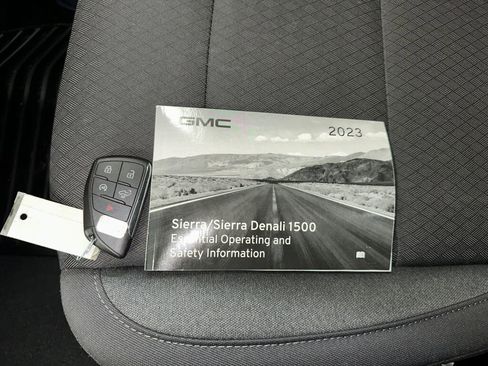 Certified 2023 GMC Sierra 1500 Elevation image 4