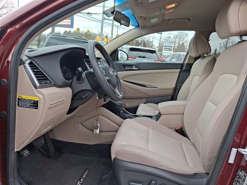 Used 2017 Hyundai Tucson SE image 13