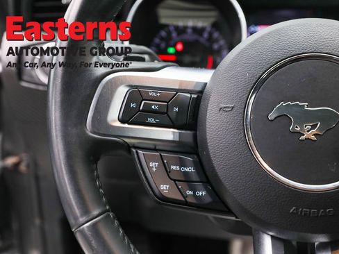 Used 2018 Ford Mustang Coupe image 15