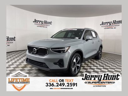 Used 2024 Volvo XC40 B5 Plus