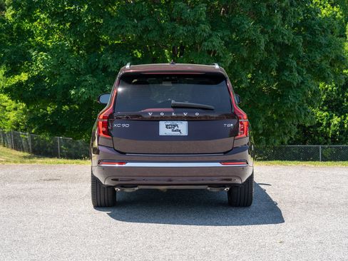 Used 2025 Volvo XC90 T8 Ultra AWD/4WD image 6