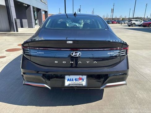 New 2026 Hyundai Sonata SEL FWD image 8