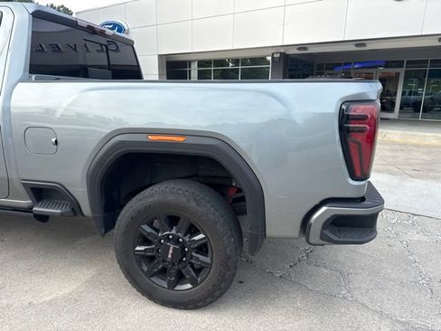 Used 2024 GMC Sierra 2500 AT4 w/ AT4 Premium Plus Package AWD/4WD image 27