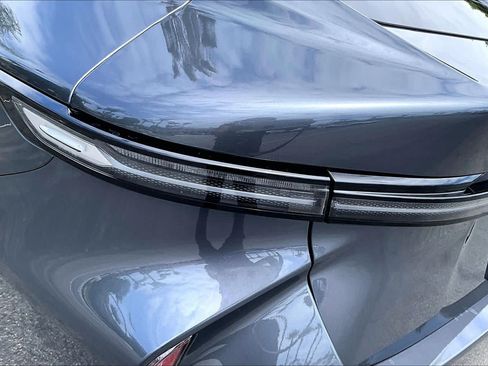 New 2026 Lexus ES 350e FWD image 12
