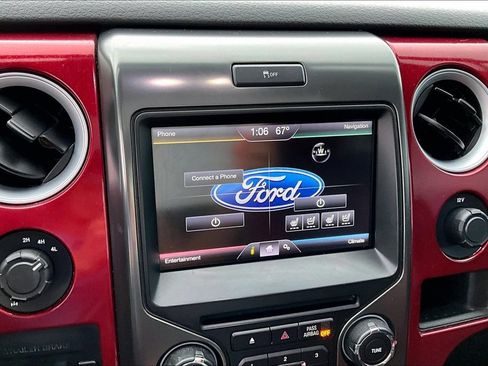 Used 2014 Ford F150 Raptor w/ Equipment Group 801A Luxury AWD/4WD image 32