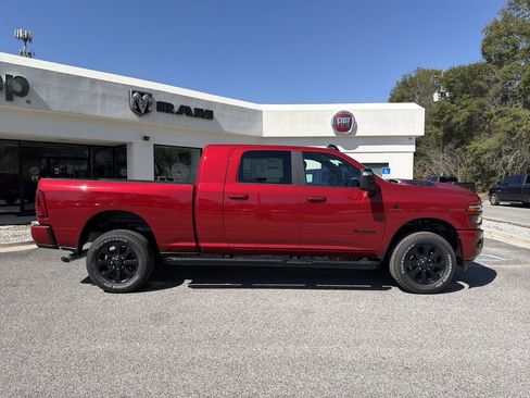 New 2026 RAM 2500 Laramie AWD/4WD image 4