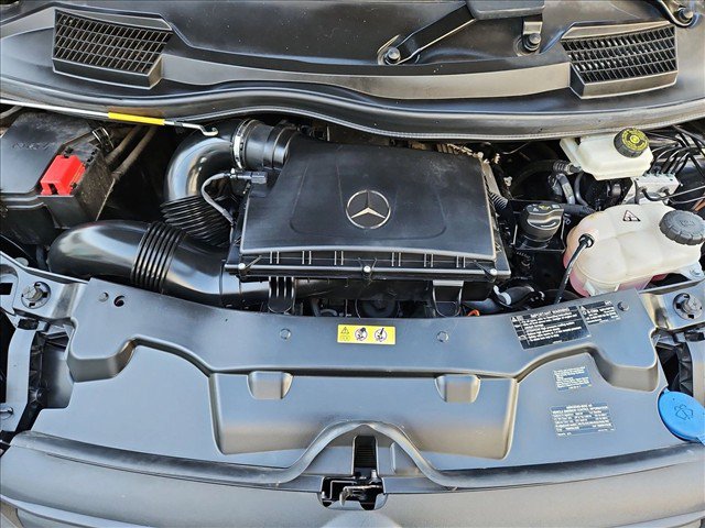 Used 2023 Mercedes-Benz Metris image 20