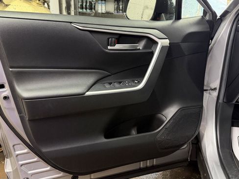 Used 2019 Toyota RAV4 XLE image 36