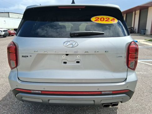 Used 2024 Hyundai Palisade SEL AWD/4WD image 4