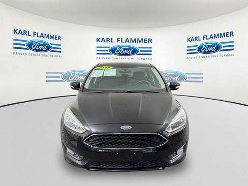 Used 2015 Ford Focus SE w/ SE Ecoboost Package image 6