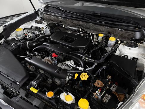 Used 2012 Subaru Outback 2.5i Premium w/ All-Weather Pkg image 44