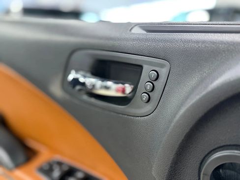 Used 2016 Dodge Charger SRT Hellcat w/ Harman/Kardon Audio Group image 25