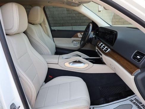 Used 2020 Mercedes-Benz GLE 350 w/ Premium Package image 30