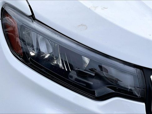 Used 2024 Jeep Compass Limited image 23