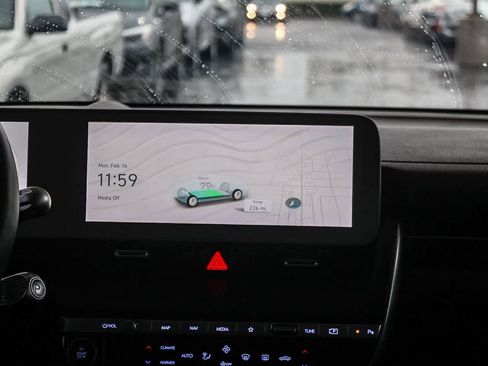 Certified 2022 Hyundai Ioniq 5 Limited image 18