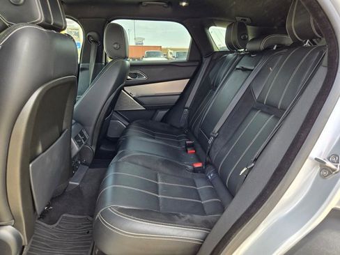 Used 2018 Land Rover Range Rover Velar R-Dynamic SE image 17