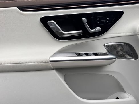 Certified 2023 Mercedes-Benz EQE 350+ SUV image 12