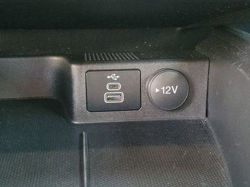 Used 2025 Ford Escape ST-Line image 31