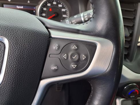 Used 2021 GMC Acadia SLT w/ Preferred Package image 15