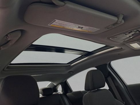 Used 2024 Chevrolet Malibu LT image 30