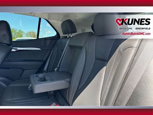 Used 2024 Buick Envision Preferred AWD/4WD image 30