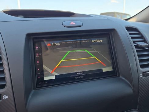 Used 2016 Kia Forte EX image 27