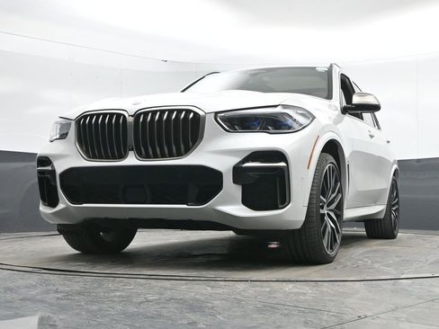 Used 2023 BMW X5 M50i w/ Executive Package image 49