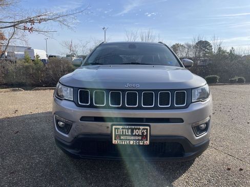 Used 2019 Jeep Compass Latitude image 7